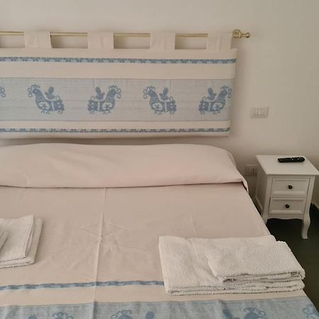 Red & Blue Rooms Olbia Extérieur photo