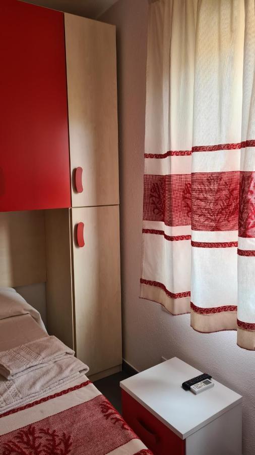 Red & Blue Rooms Olbia Extérieur photo