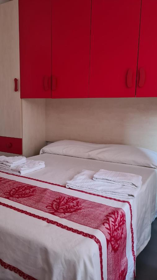 Red & Blue Rooms Olbia Extérieur photo